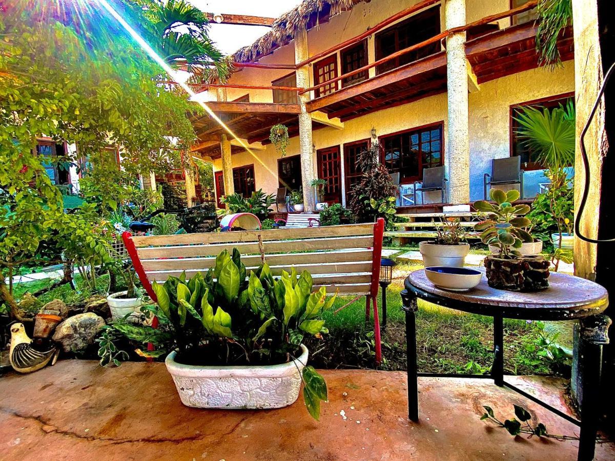 Don Panchon Y Maruxa Hotel Isla Holbox Exterior photo